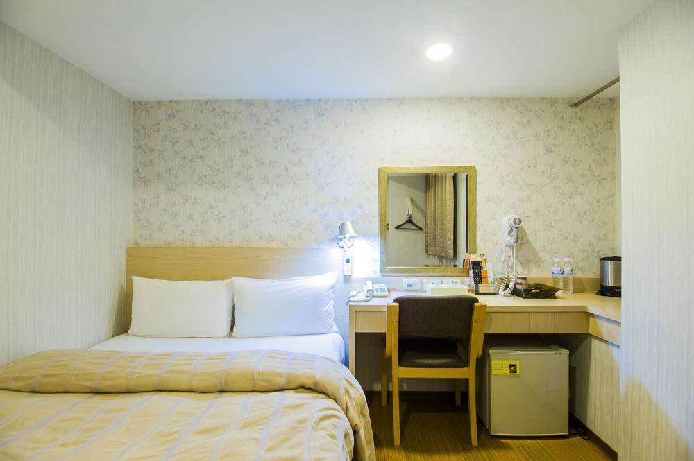 Sanduo Hotel Kaohsiung Zewnętrze zdjęcie